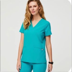 FIGS Limited Edition Teal Scrub set